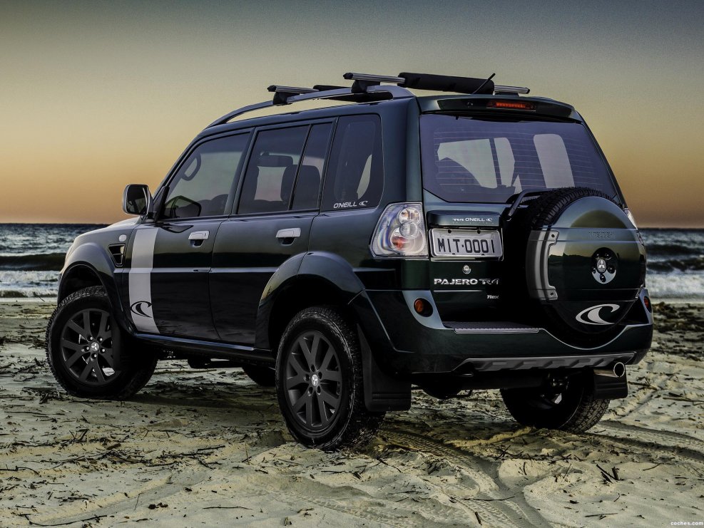 Mitsubishi Pajero tr4