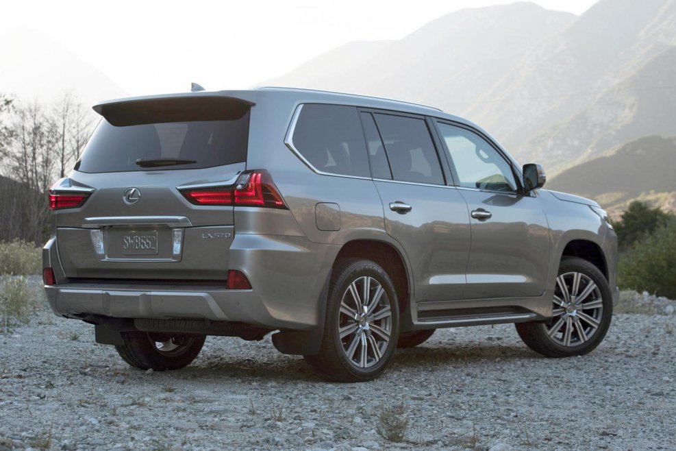 Lexus LX 2022