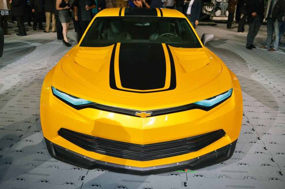 Chevrolet Camaro 2019 Бамблби