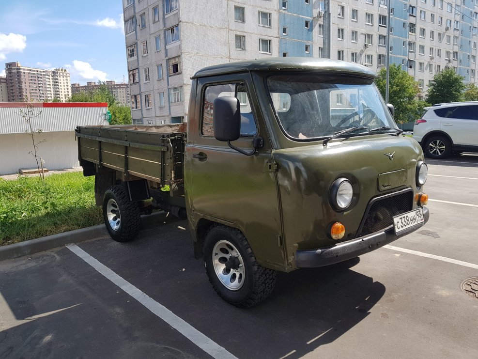УАЗ головастик бортовой 3303