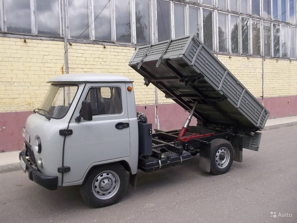 УАЗ 3303 бортовой 6х6