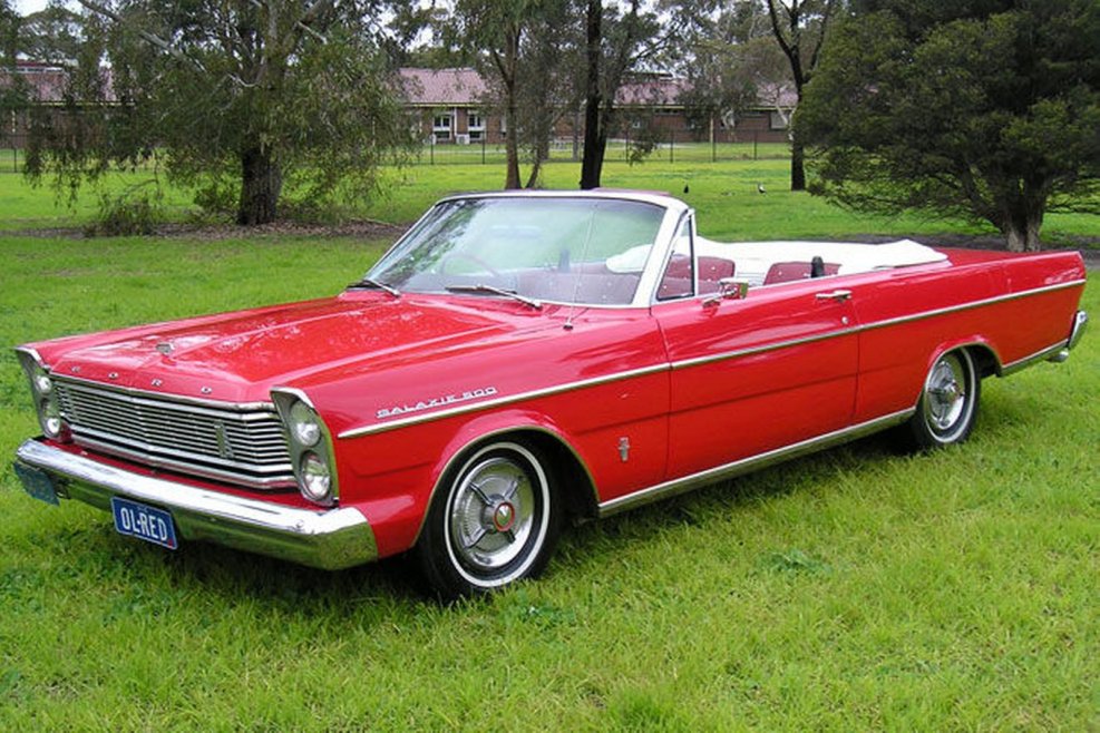 Ford Galaxie 1960 седан