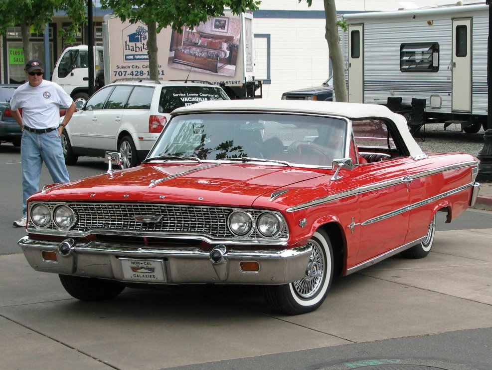 Ford Galaxie 500 XL