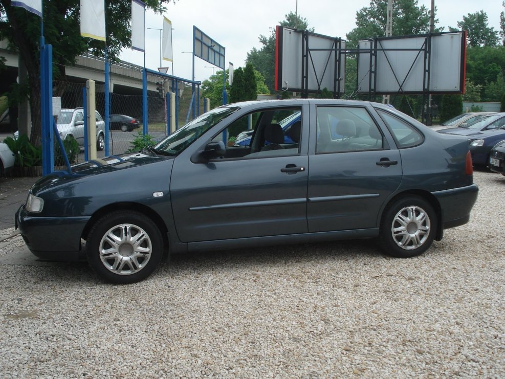 Volkswagen Polo Classic 2001