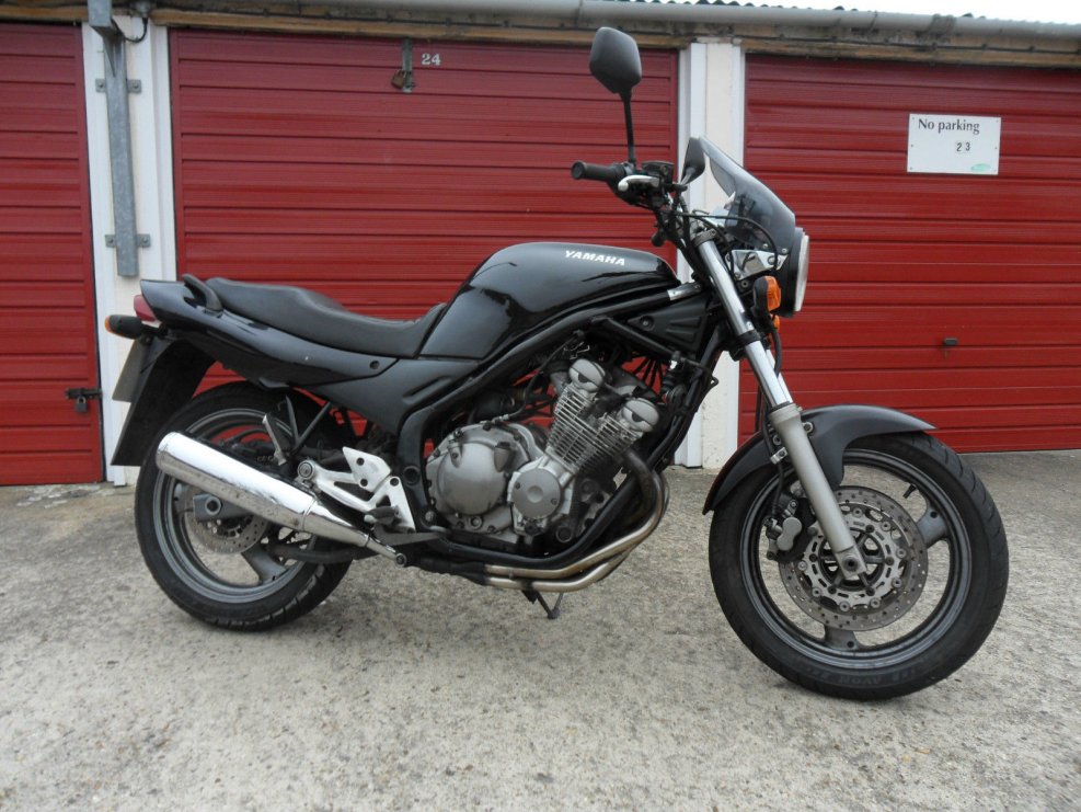 Ямаха диверсия xj6