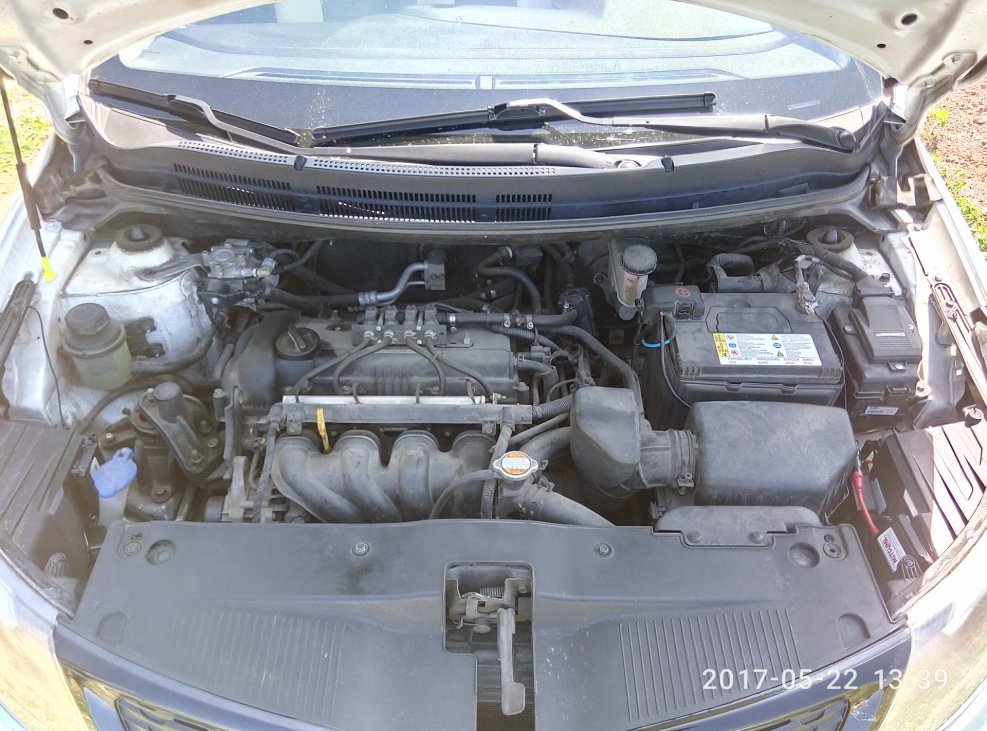 Kia Rio 4 подкапотное пространство