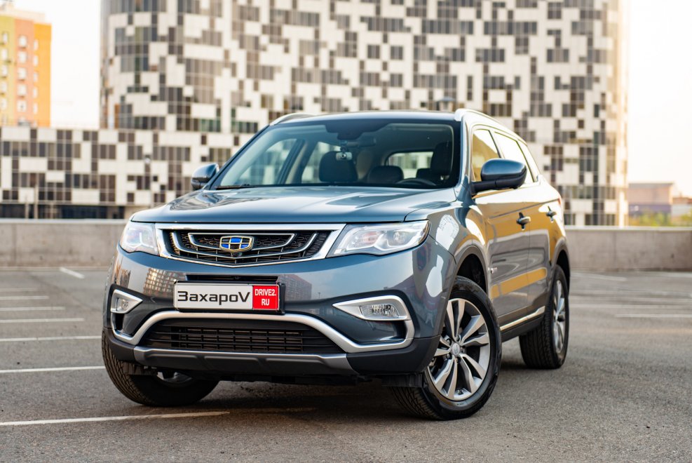 Кроссовер Geely Atlas