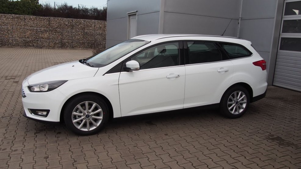 Ford Focus 3 универсал белый
