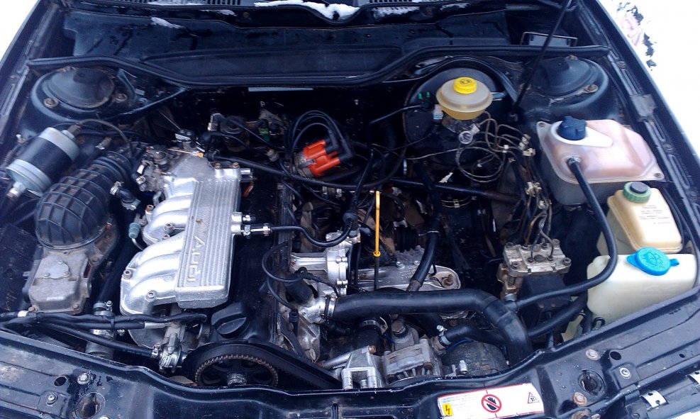 Audi 100 c4 2.3