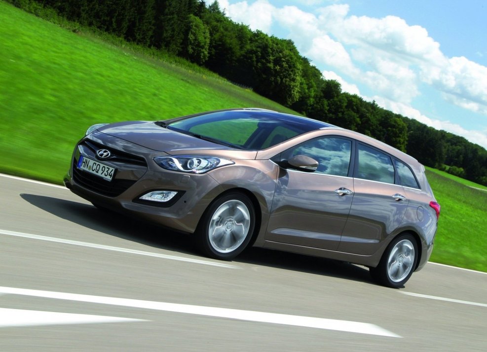Hyundai i30 универсал 2010