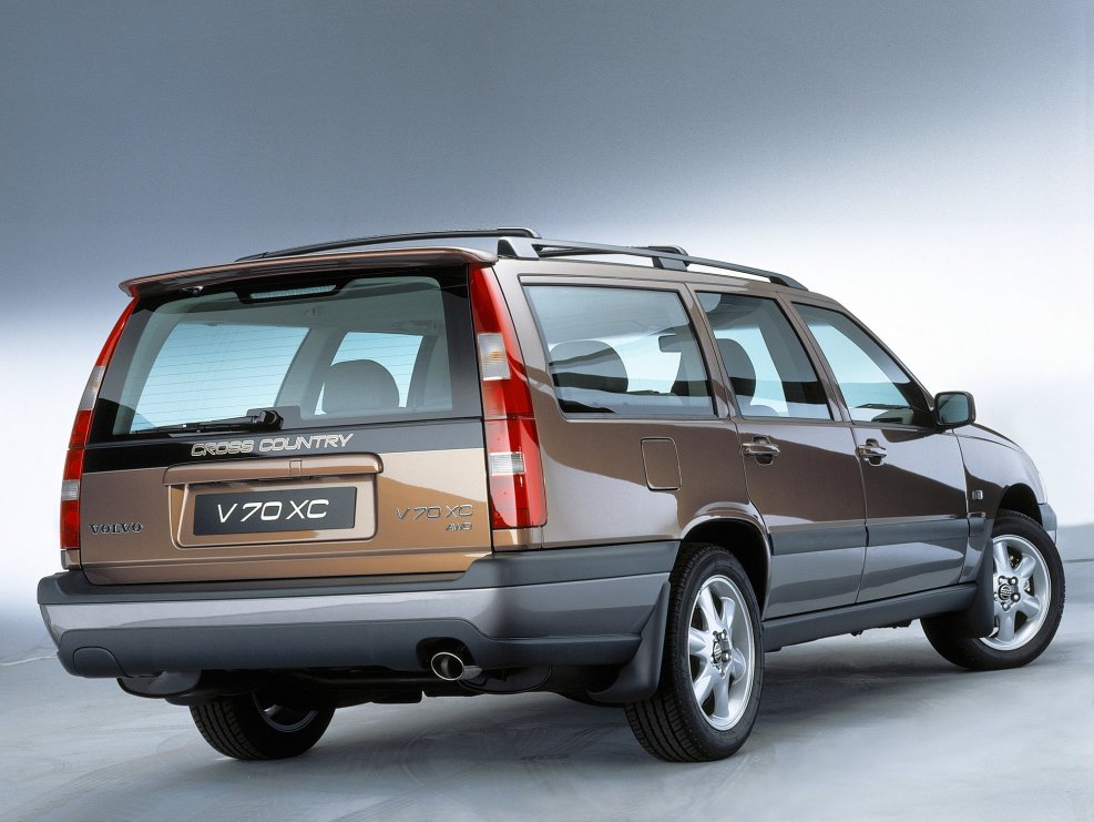 Volvo v70 XC Cross Country