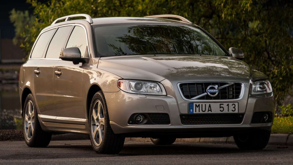 Volvo v70 III