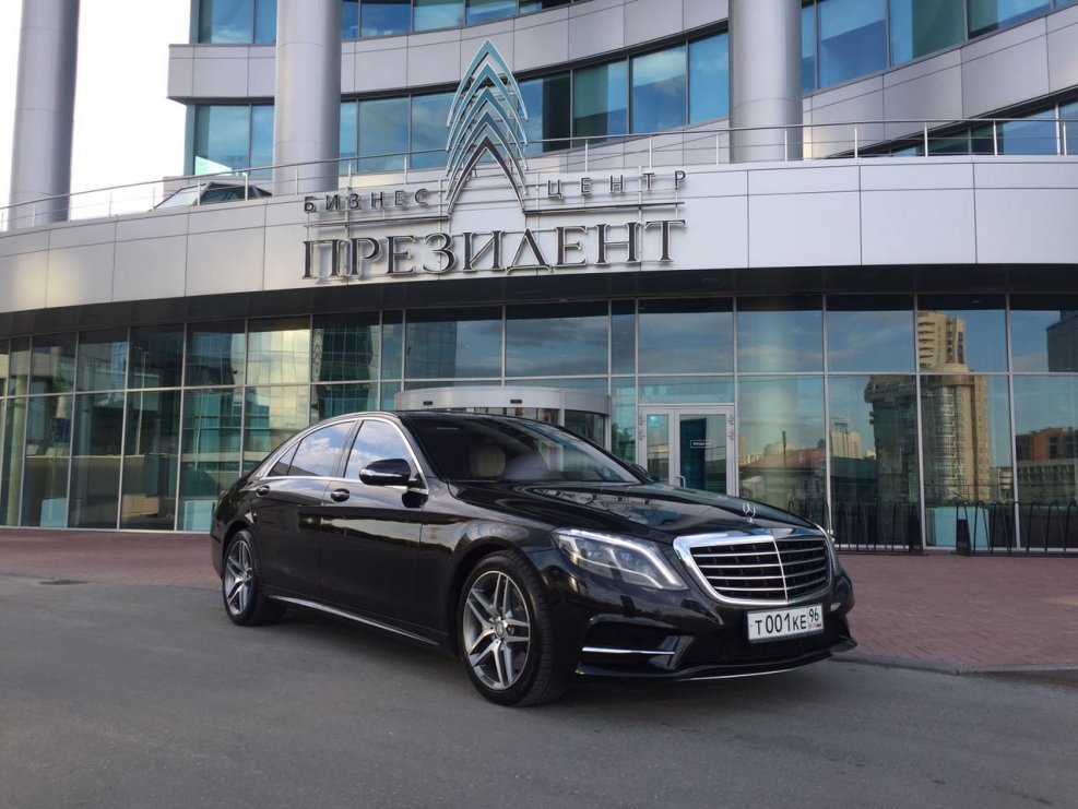 Представительский Мерседес 222