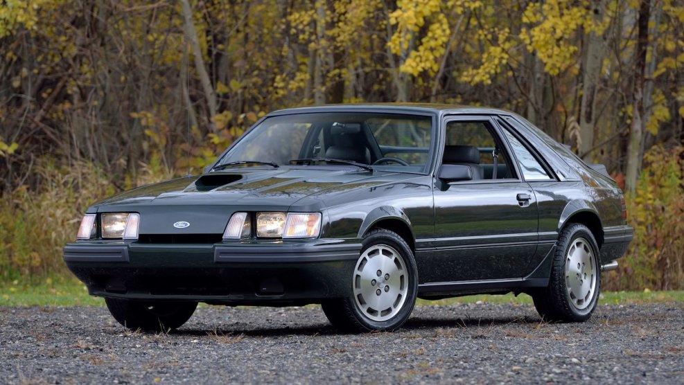 Форд Мустанг gt 1985