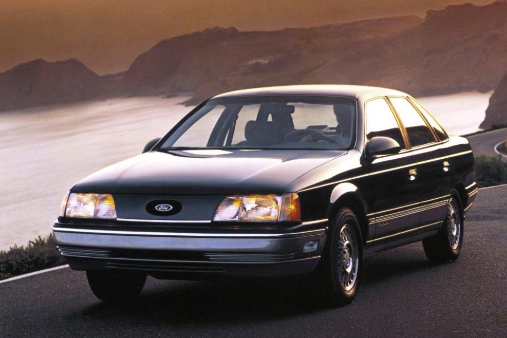 Автокаталог проспект Ford 1985