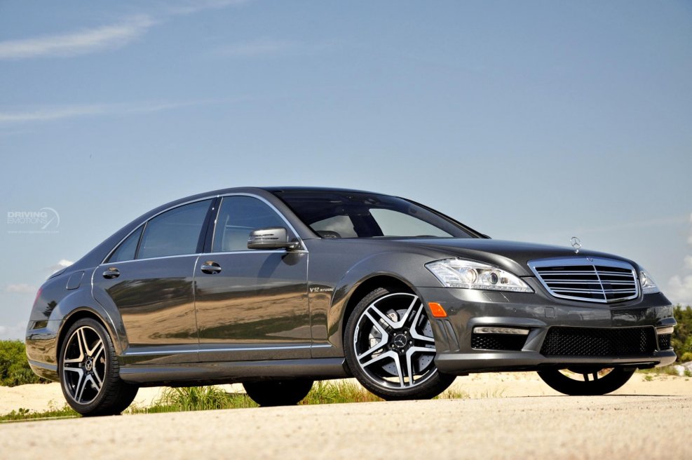 Mercedes Benz s65 AMG v12