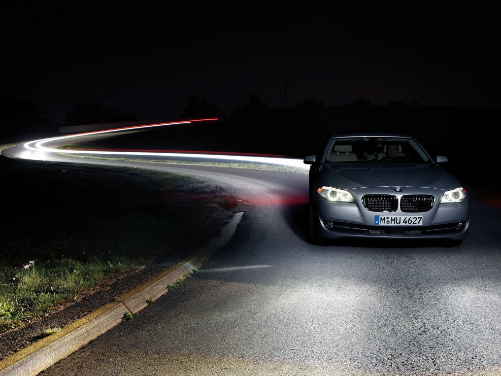 BMW 5 f10 ночью