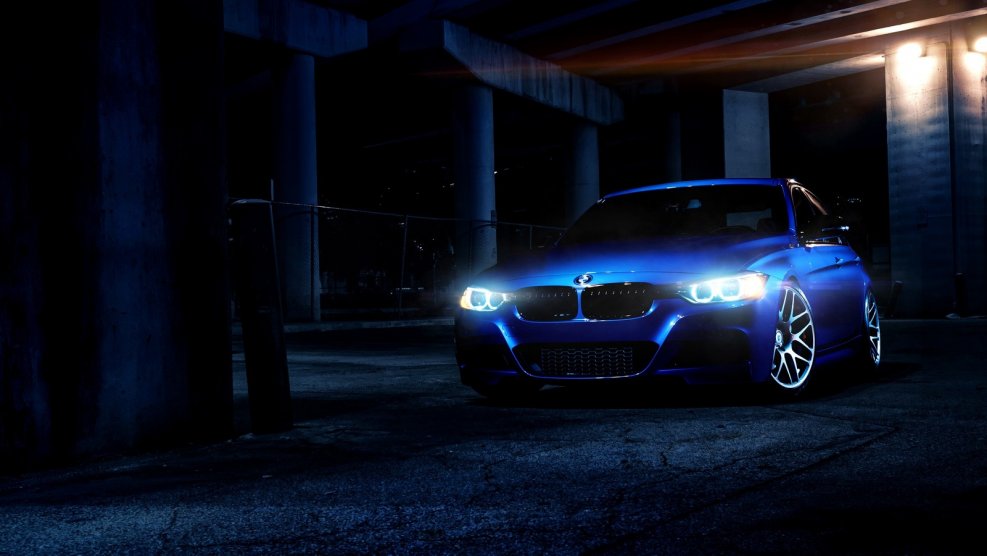 BMW f30 в темноте