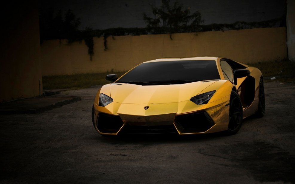 Lamborghini Aventador lp700-4 Золотая