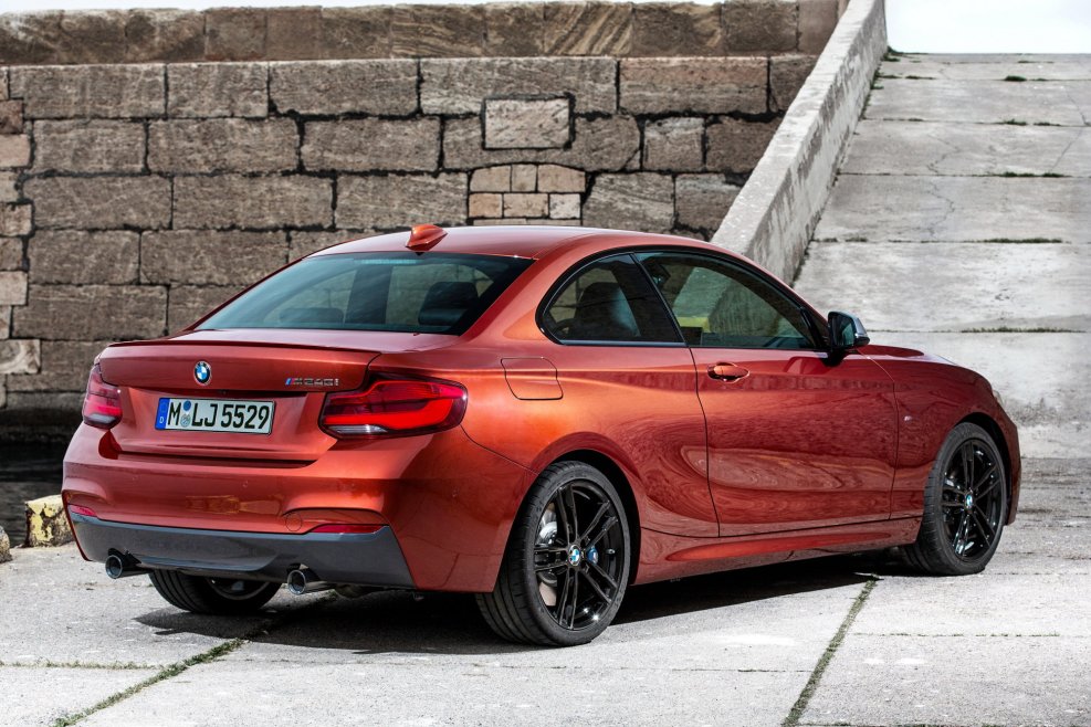 BMW m240i
