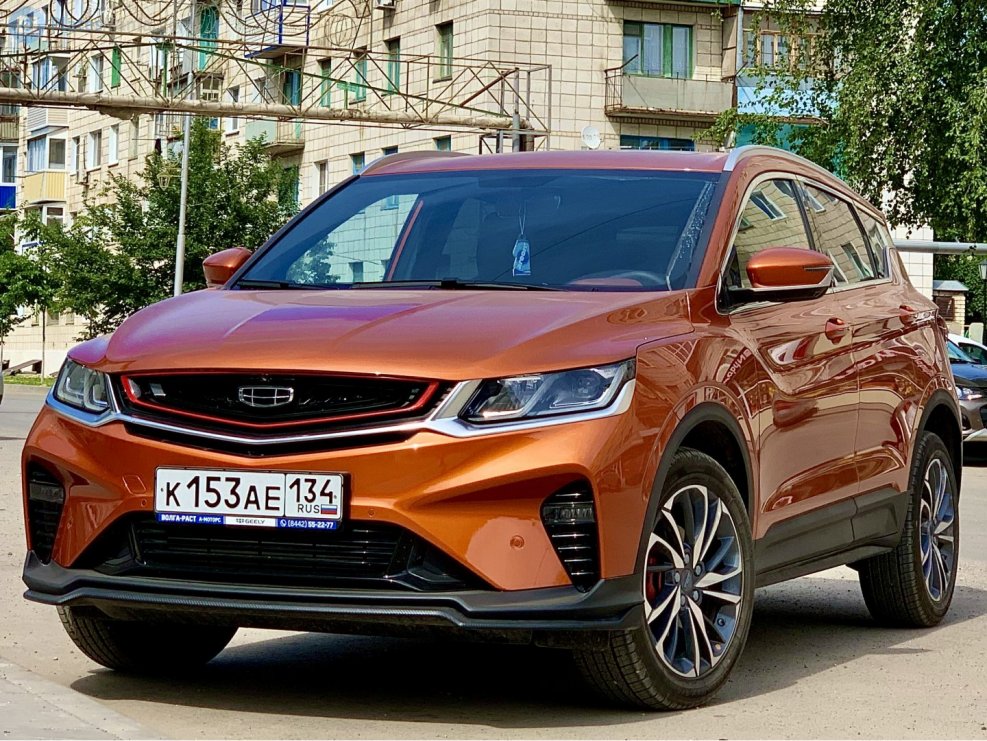 Geely Coolray Cross