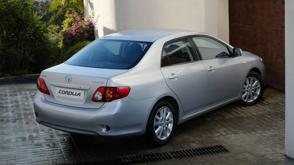Toyota Corolla e140