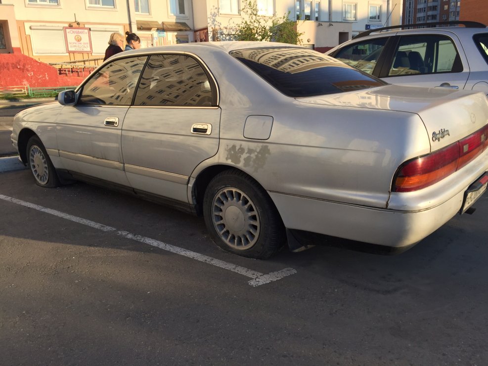 Тойота Краун 140