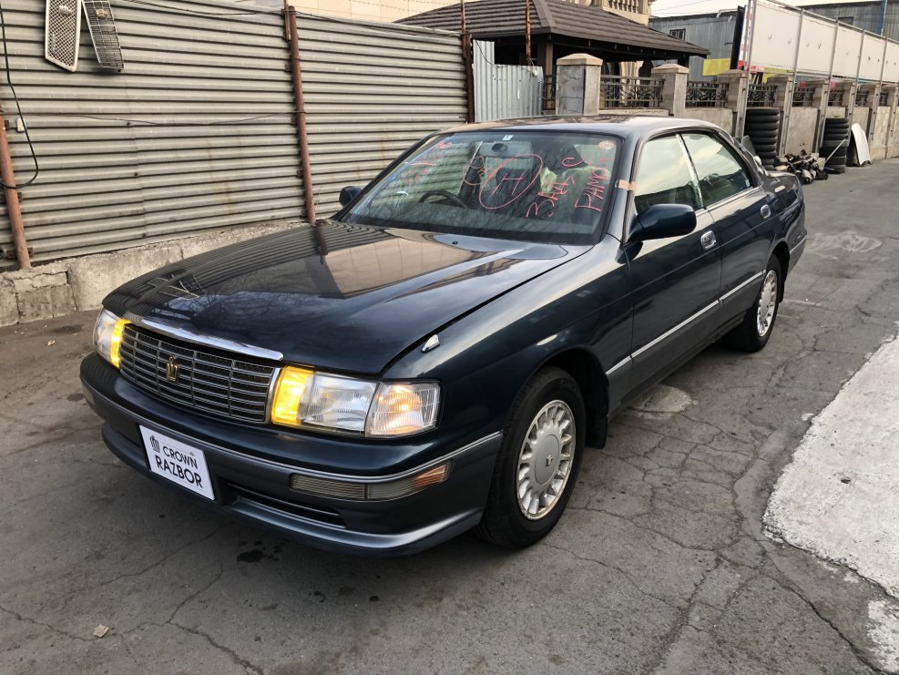 Toyota Crown s140 Royal Saloon
