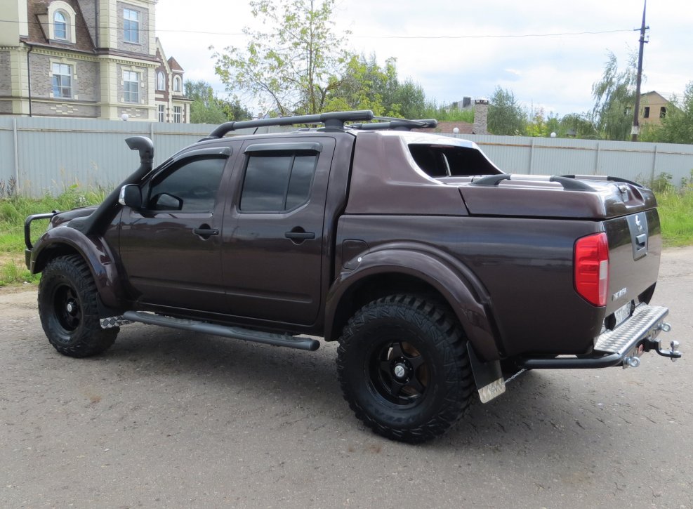 Nissan Navara Custom