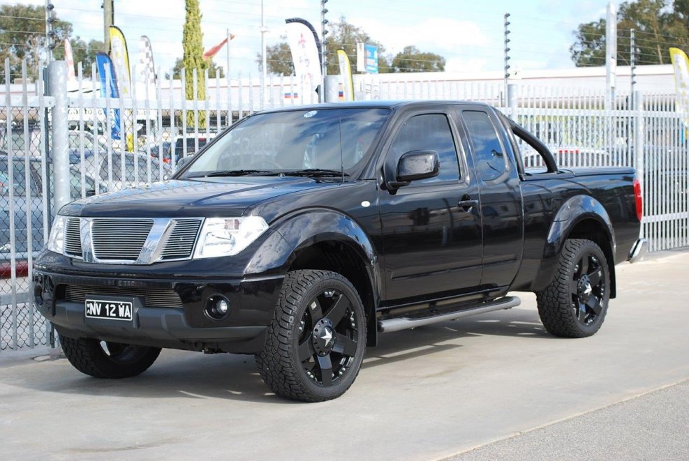 Nissan Navara 1993