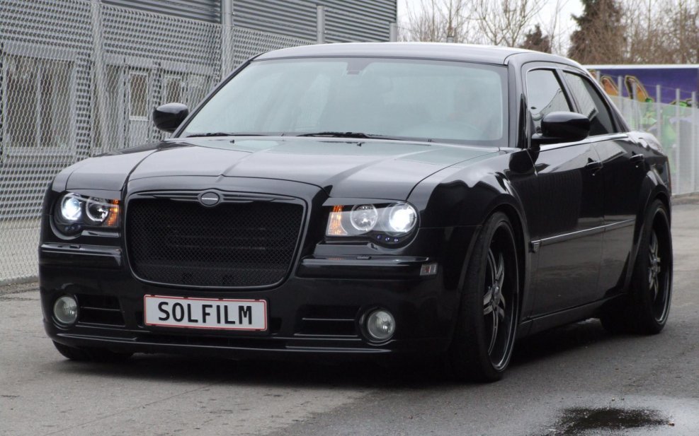 Chrysler 300c 1