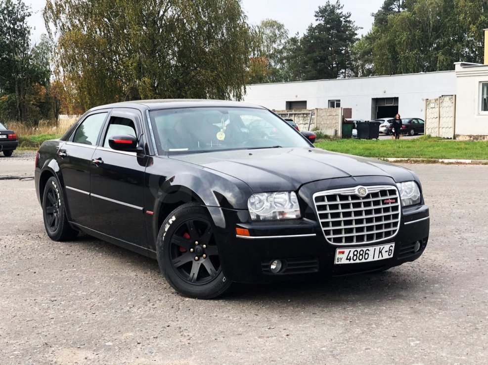 Крайслер 300с srt8