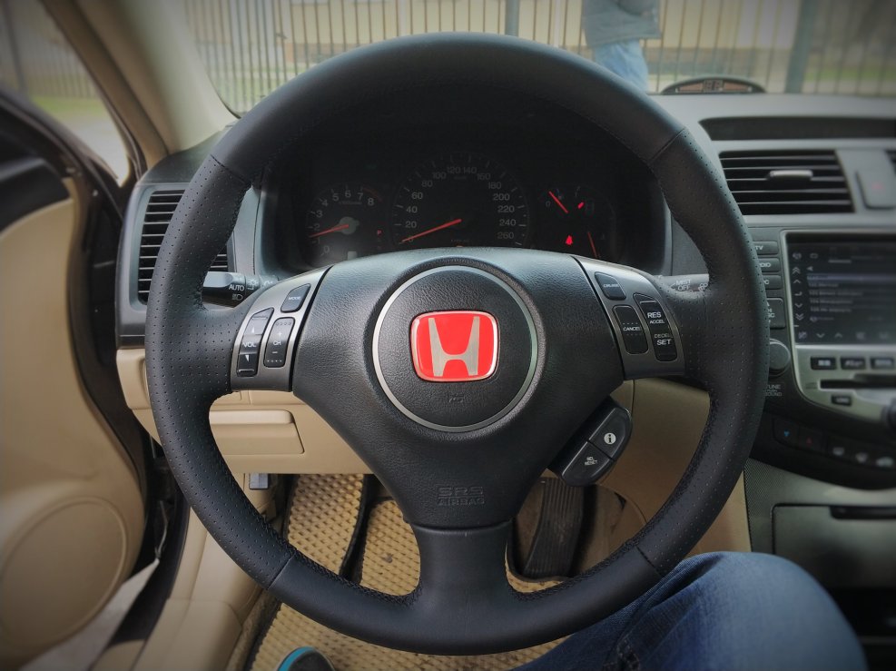 Руль Honda Accord 7