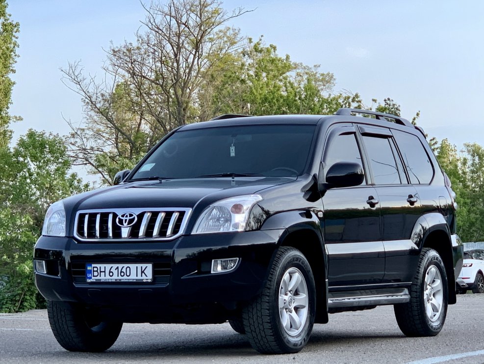 Toyota Land Cruiser Prado 120 v8