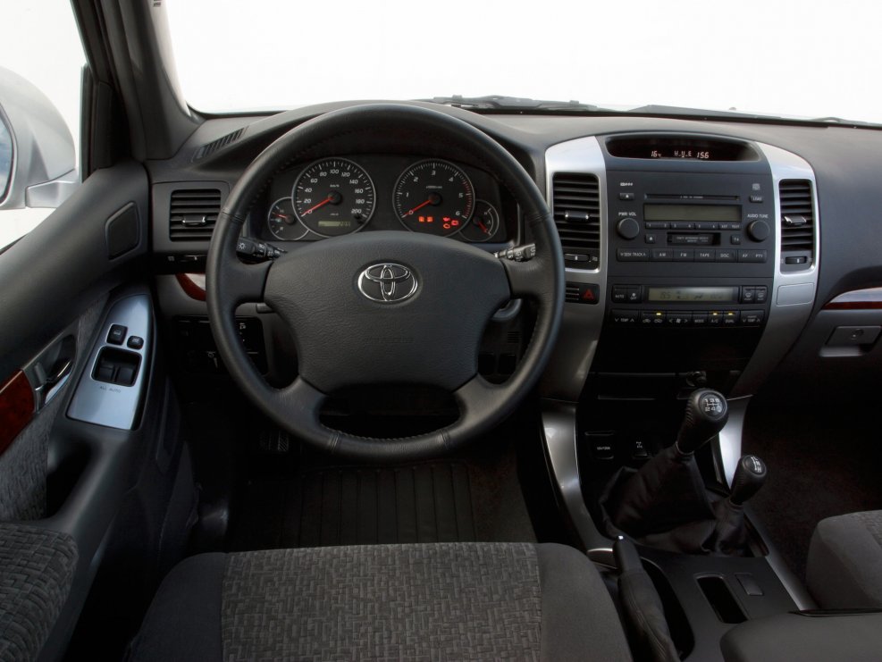 Land Cruiser Prado 120 салон
