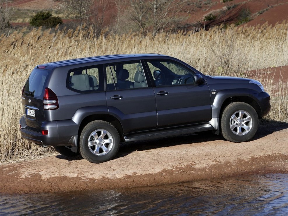 Toyota Land Cruiser 120 2008
