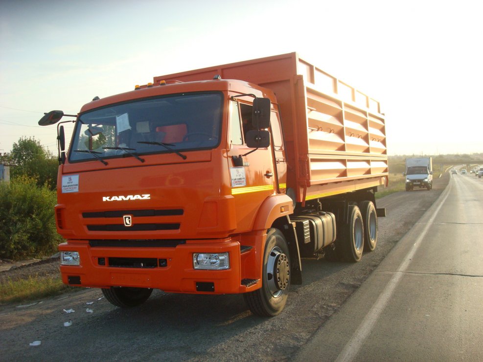 КАМАЗ 53215 синий зерновоз