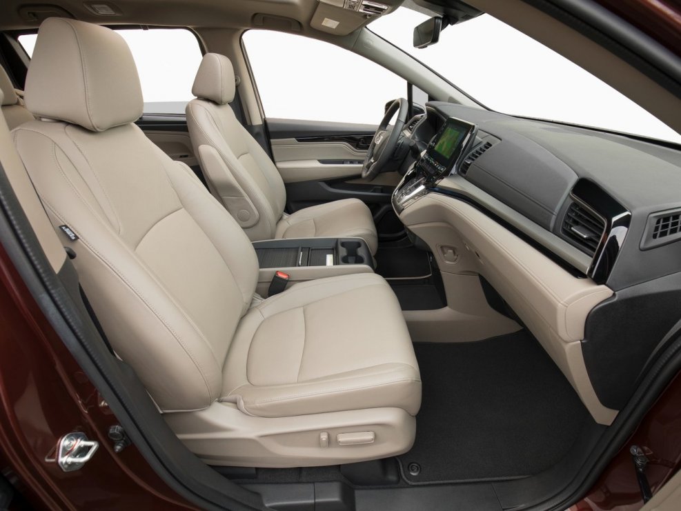 Honda Odyssey 2017 салон