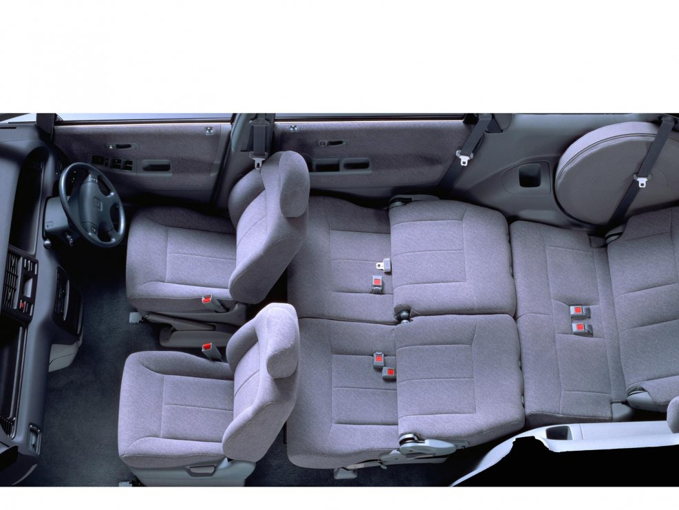 Honda Odyssey 2002 салон сзади