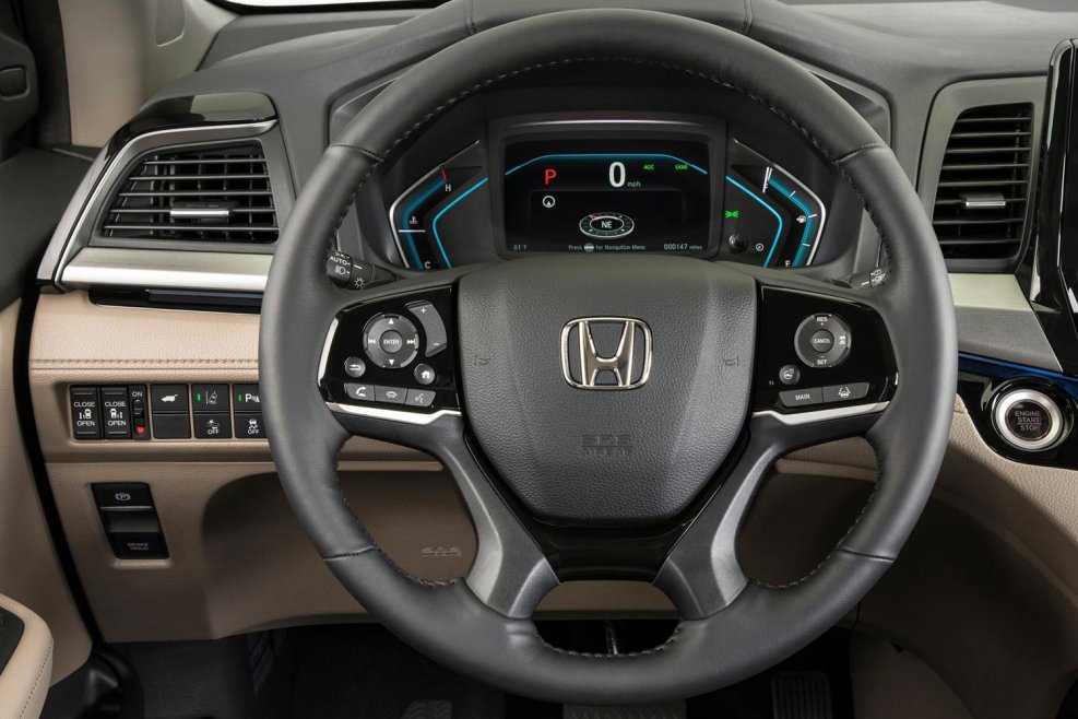 Honda Odyssey салон