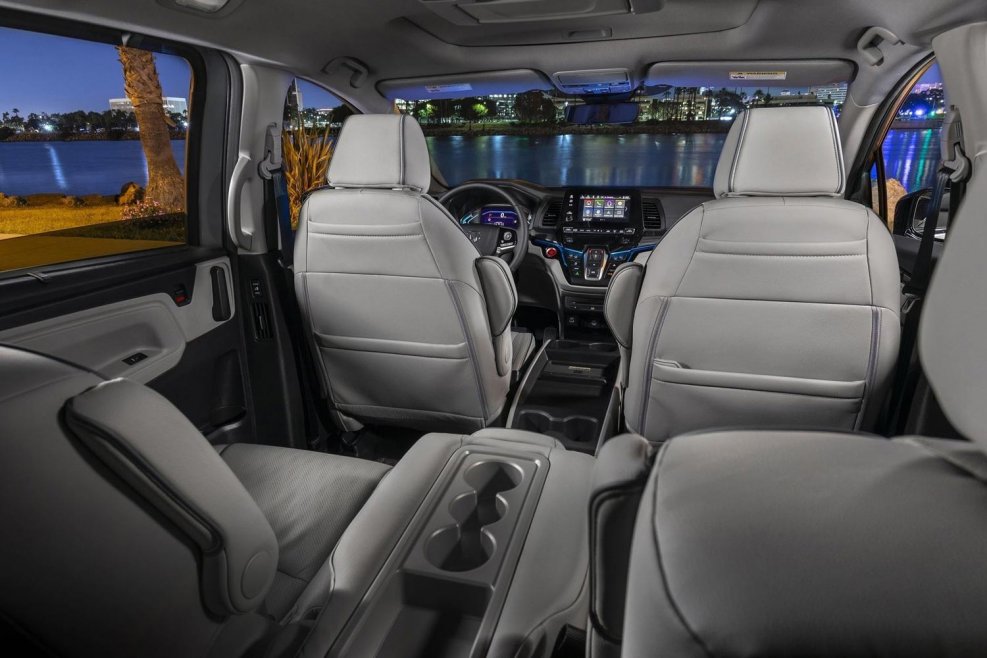 Honda Odyssey 2021 салон