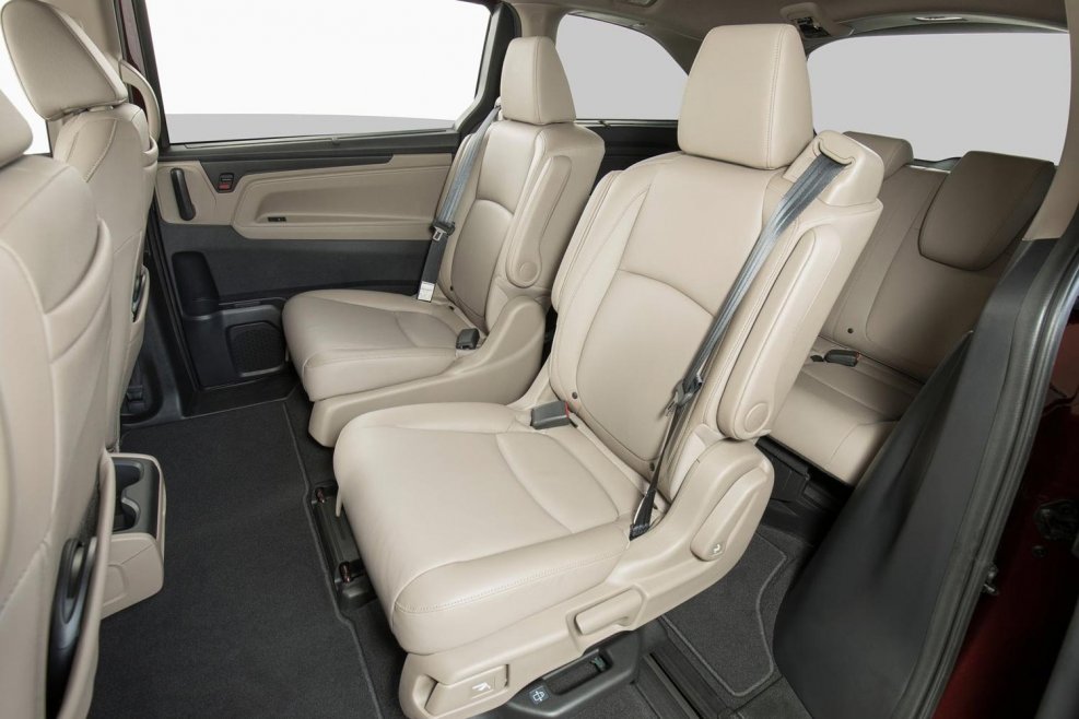 Honda Odyssey 2020 интерьер