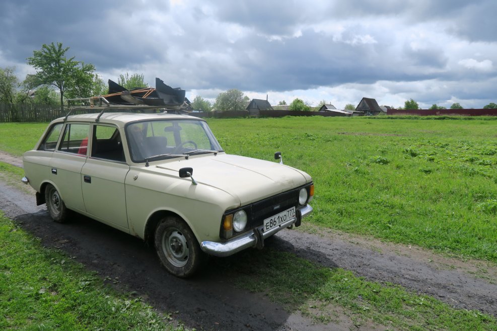 ИЖ-2125 «Ко́мби»