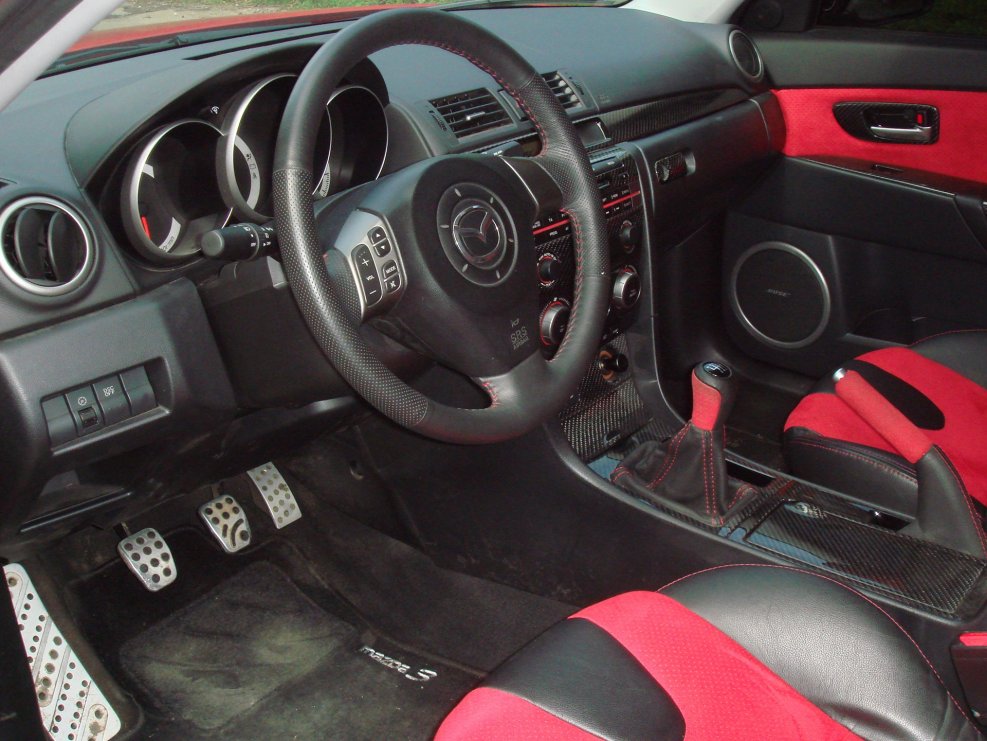 Mazda 3 MPS салон