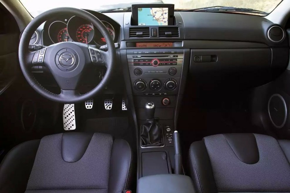Mazda 3 2008 салон