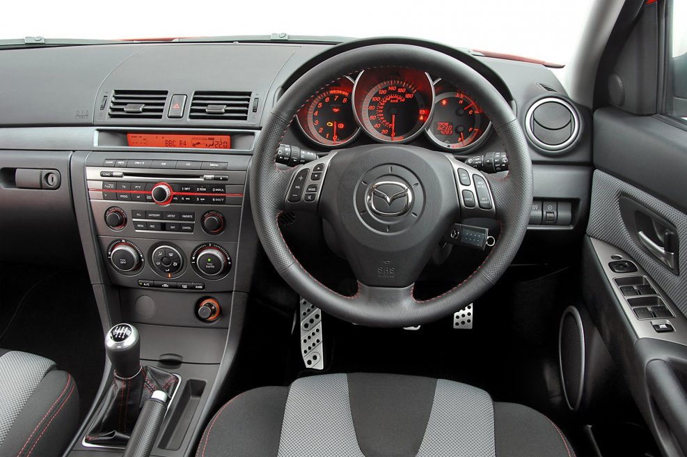 Mazda 3 MPS 2008 салон