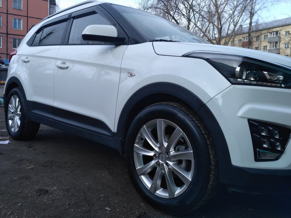 Hyundai Creta r18