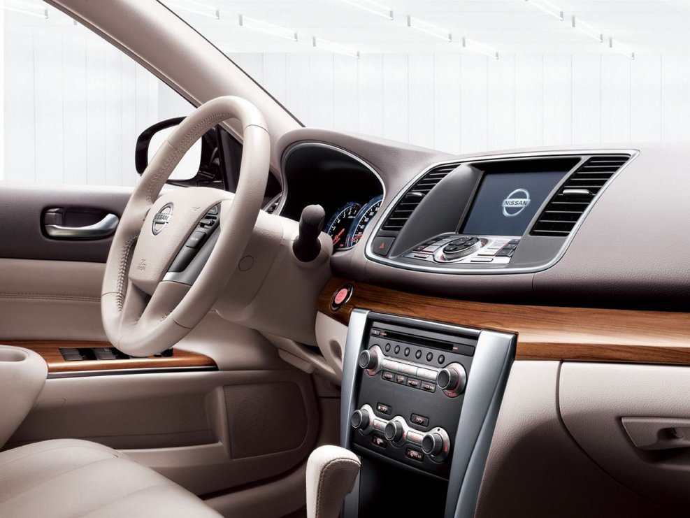 Nissan Teana 2011 салон