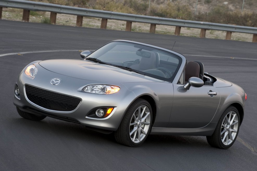 Mazda mx5 NC Рестайлинг