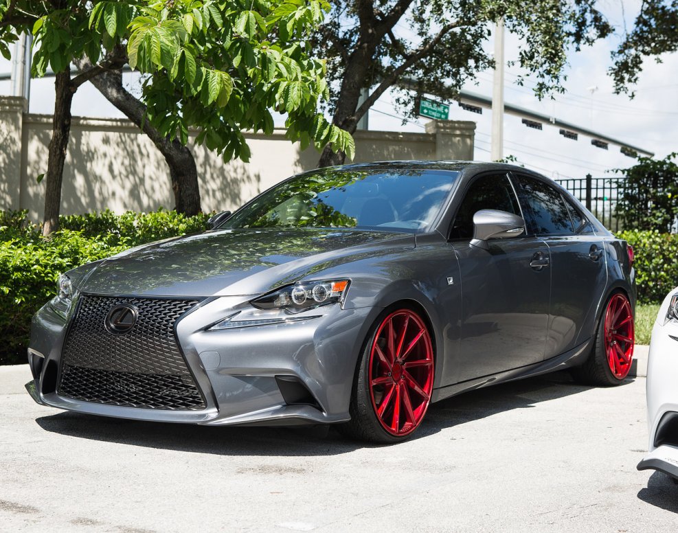 Lexus LS 250